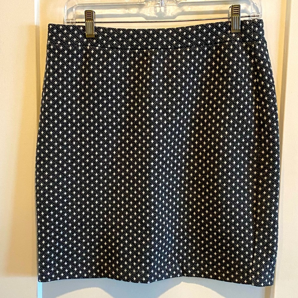 Perfect condition!  Simple but sexy Loft size small. Hugs in the right places!